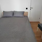 Max *